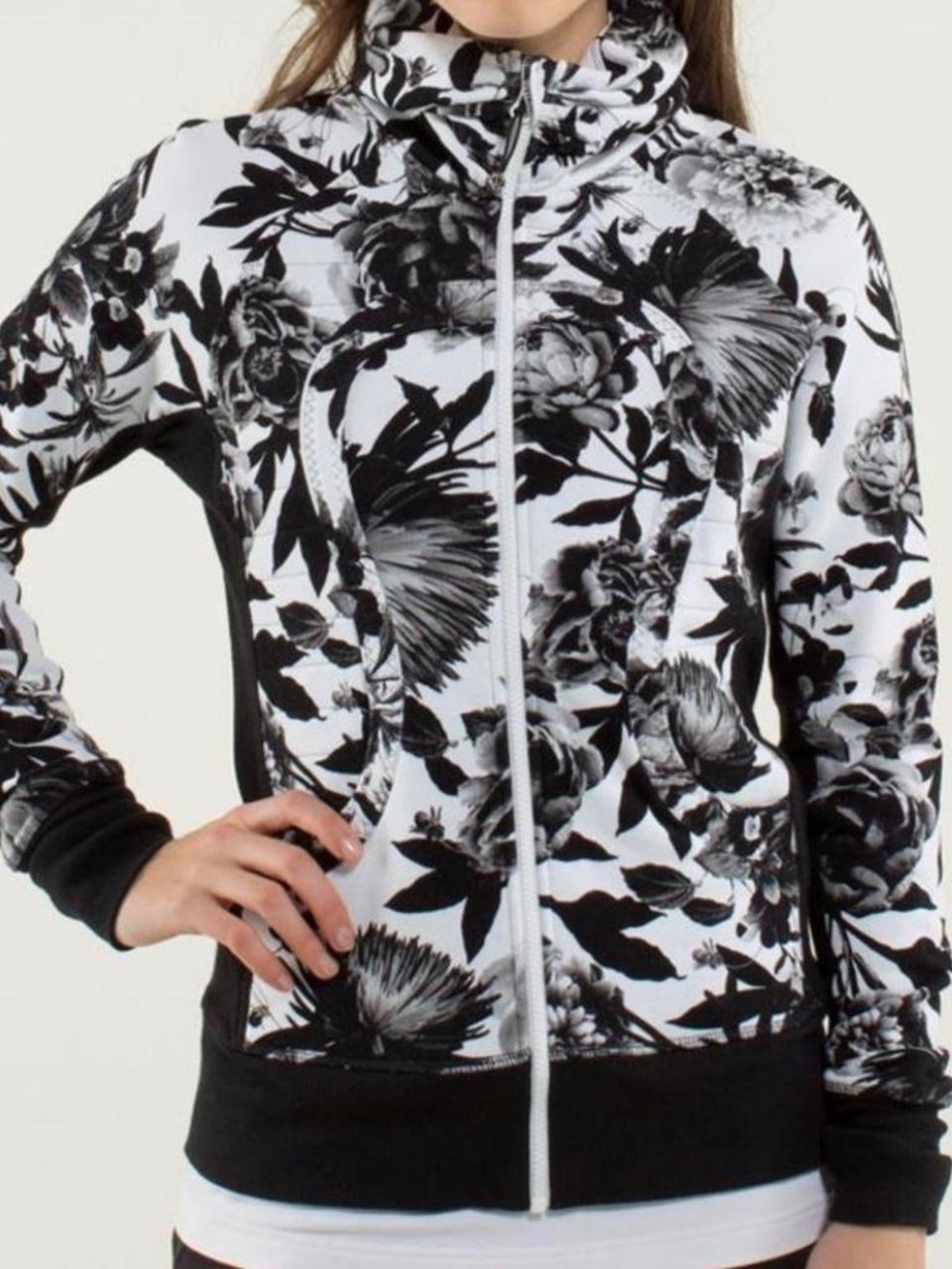 Lululemon Calm & Cozy Brisk Bloom Floral Define Black White Full Zip Jacket Sz 6